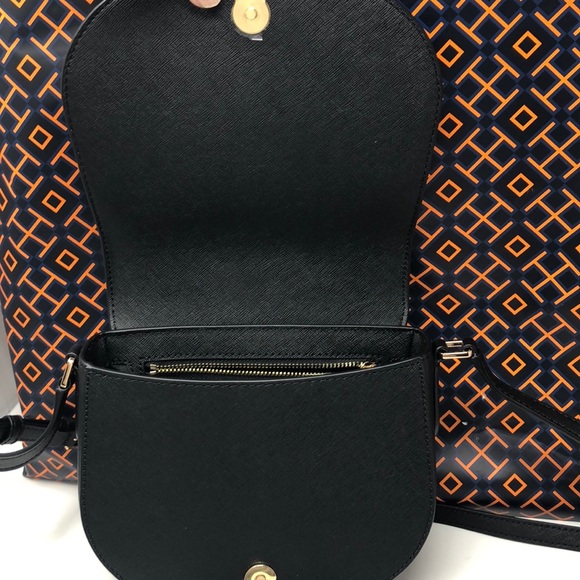 NWT Tory Burch Emerson mini Saddle - Picture 3 of 7